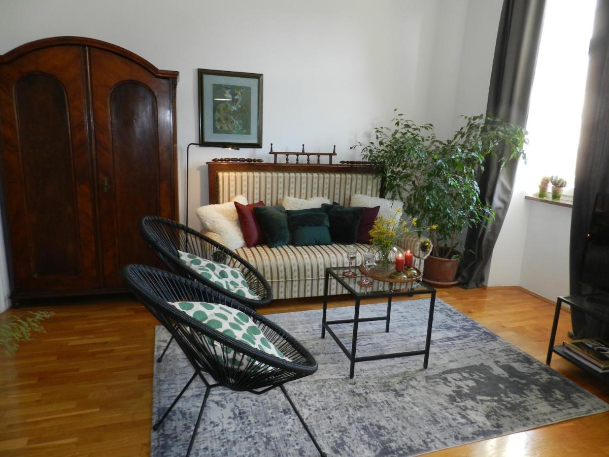 Markaat Apartment Pula Exterior photo