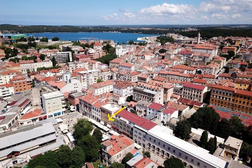 Markaat Apartment Pula Exterior photo